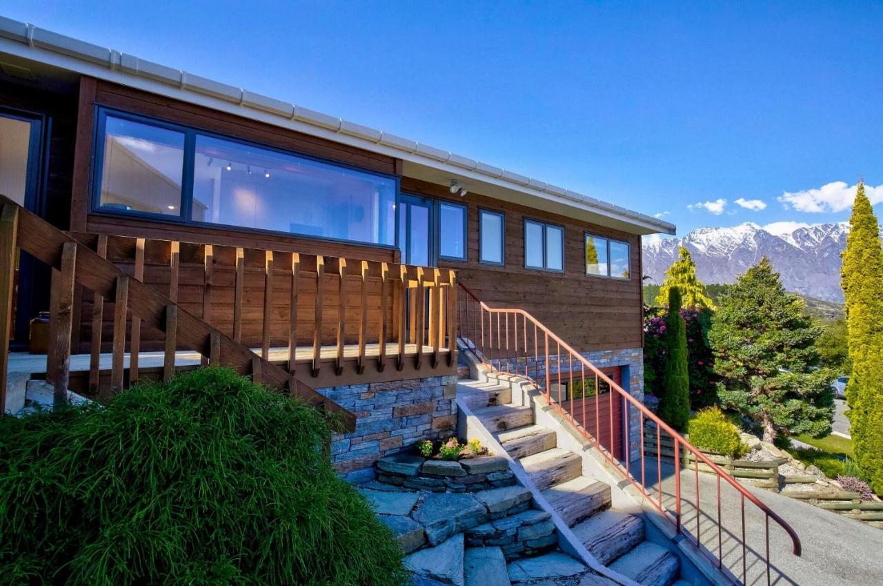 Tranquil Heights Villa Куийнстаун Екстериор снимка